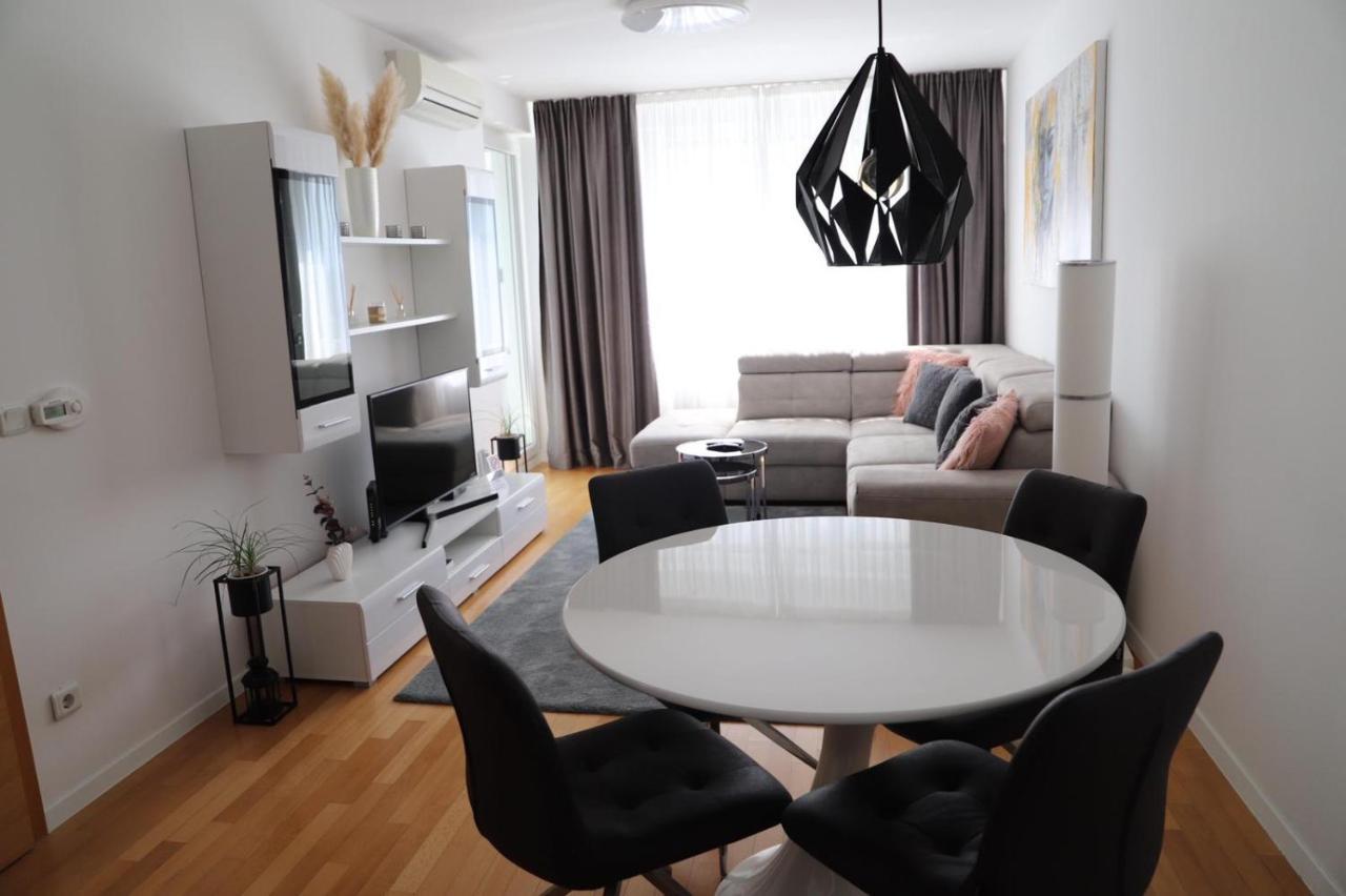 Apartment Queen Загреб Экстерьер фото