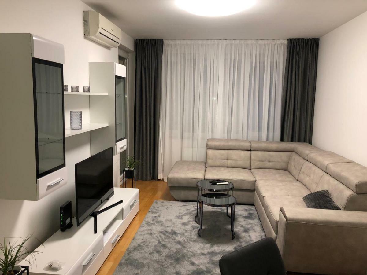 Apartment Queen Загреб Экстерьер фото
